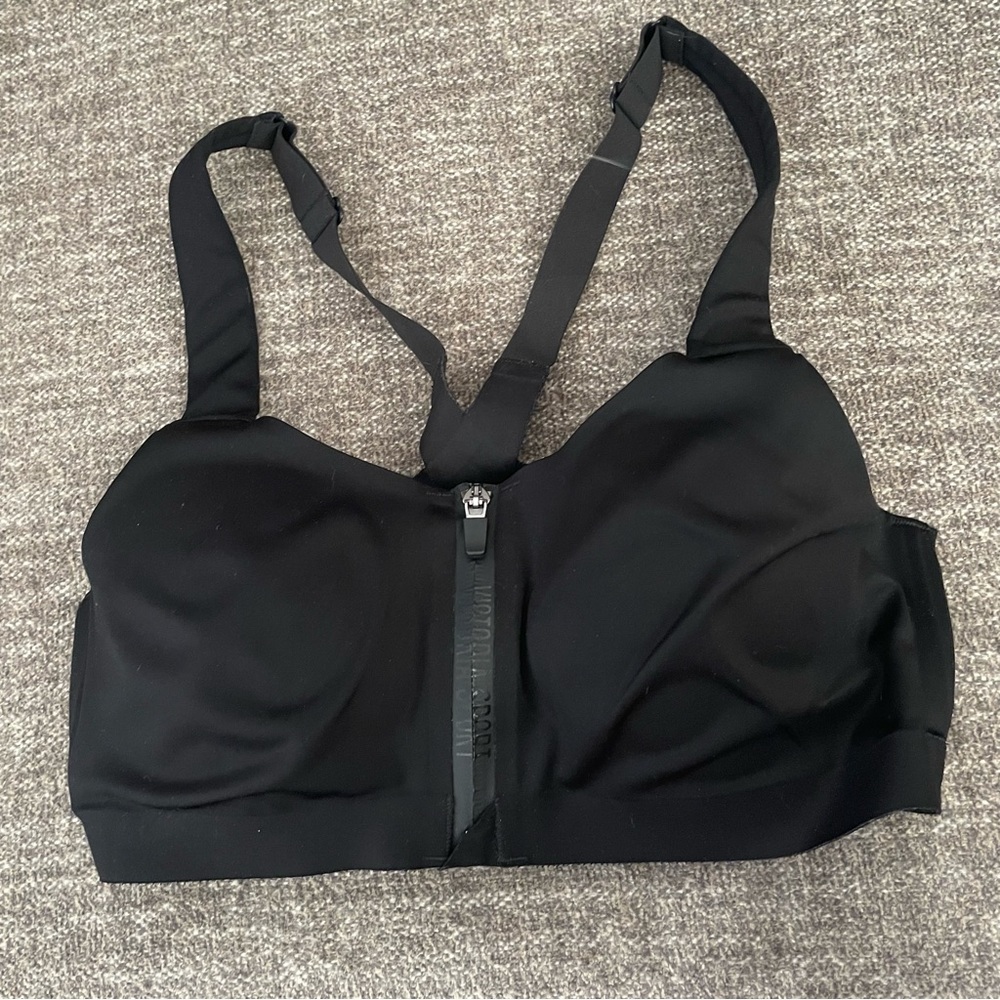 Victorias Secret Knockout Front Close Max Support Sports Bra